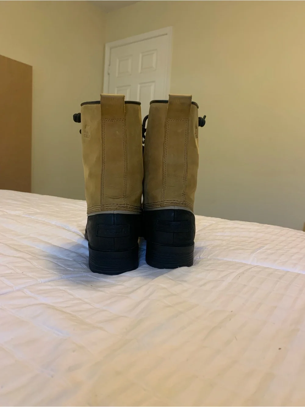 Sorel Women's Tan and Black Lace-Up Waterproof Winter Boots